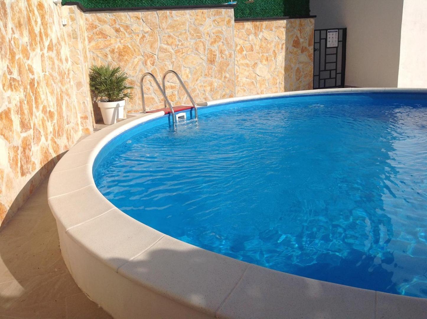 Blue Eye With Private Pool Apartment